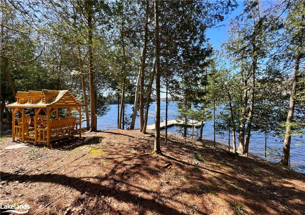 1172 PAINT LAKE Road, Lake of Bays, Ontario, Canada