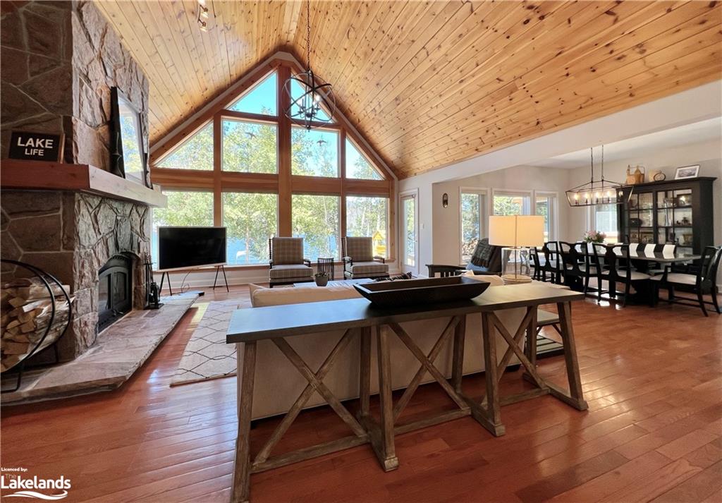 1172 PAINT LAKE Road, Lake of Bays, Ontario, Canada