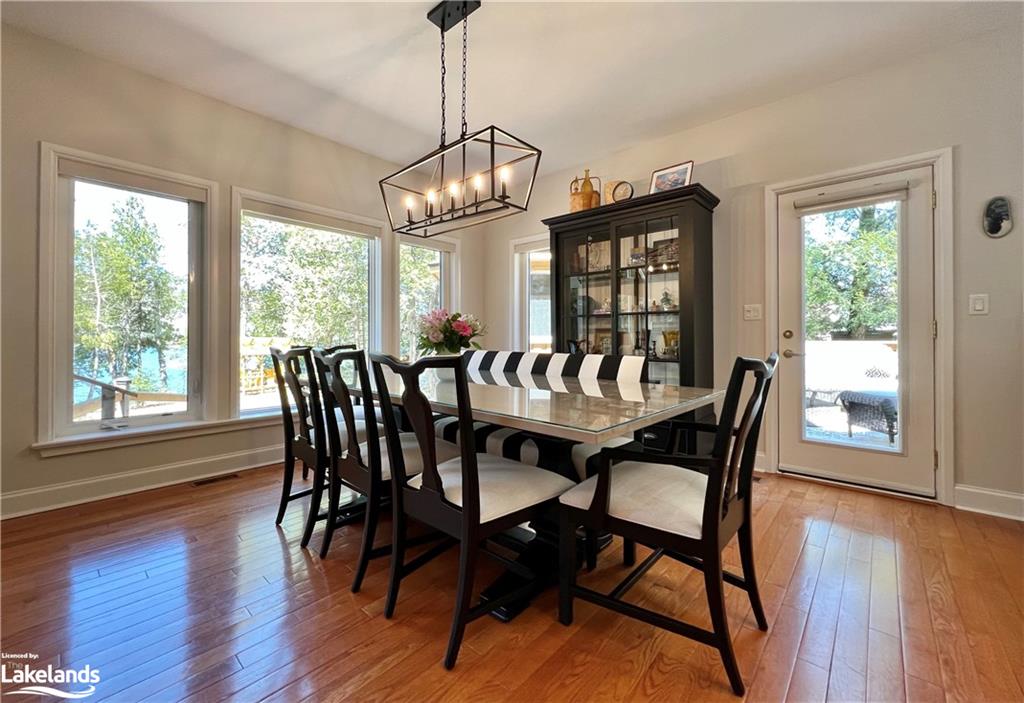 1172 PAINT LAKE Road, Lake of Bays, Ontario, Canada