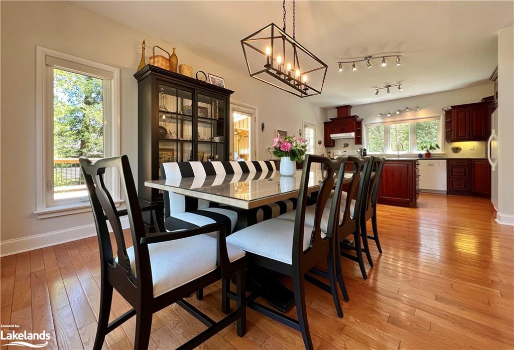 1172 PAINT LAKE Road, Lake of Bays, Ontario, Canada