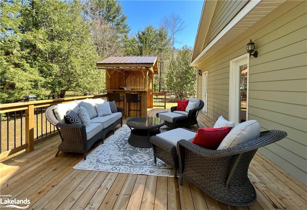 1172 PAINT LAKE Road, Lake of Bays, Ontario, Canada