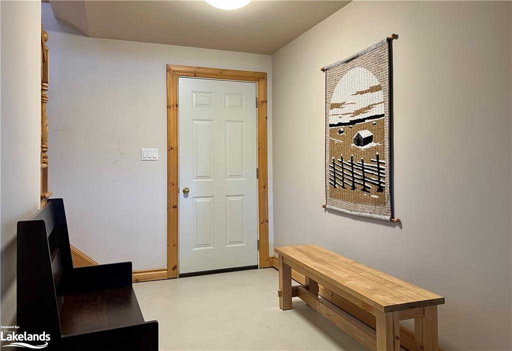 1172 PAINT LAKE Road, Lake of Bays, Ontario, Canada