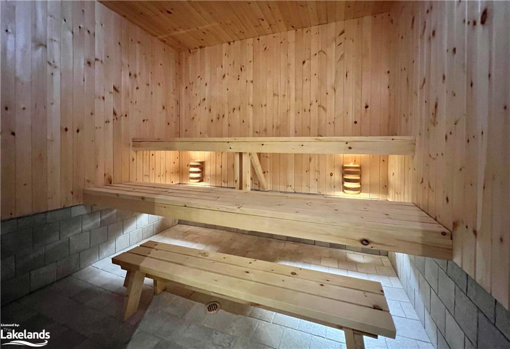 1172 PAINT LAKE Road, Lake of Bays, Ontario, Canada