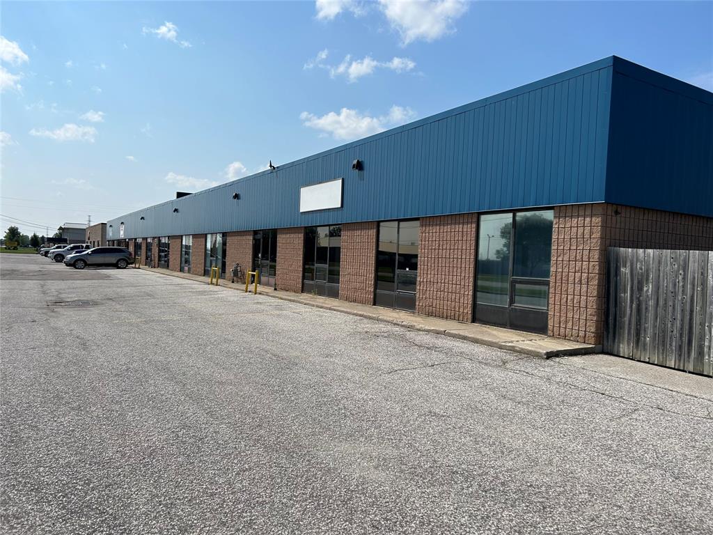 1390 LOUGAR Avenue Unit# E & F, Sarnia, Ontario, Canada