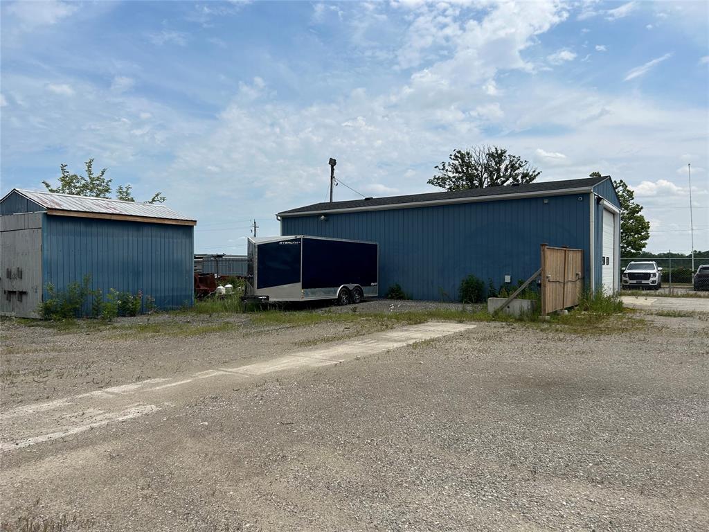 375 MC GREGOR Sideroad South, Sarnia, Ontario, Canada photo 5