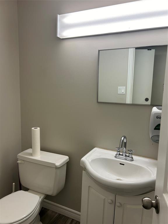 375 MC GREGOR Sideroad South, Sarnia, Ontario, Canada photo 11