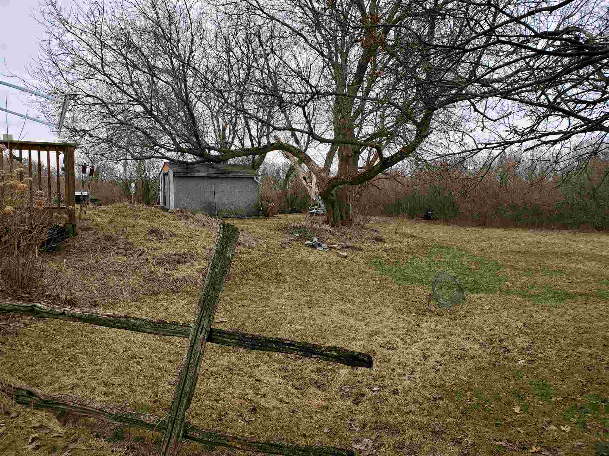 22 Colebrook Road, Yarker Ontario, Canada