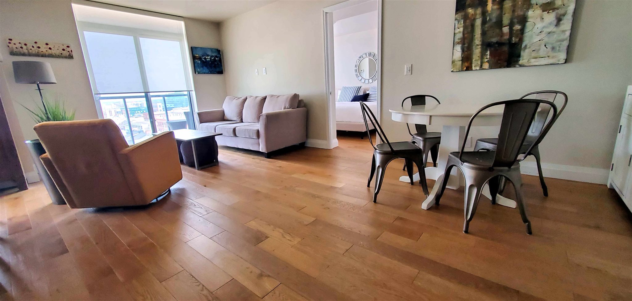 Unit# 708 121 Queen Street, Kingston Ontario, Canada