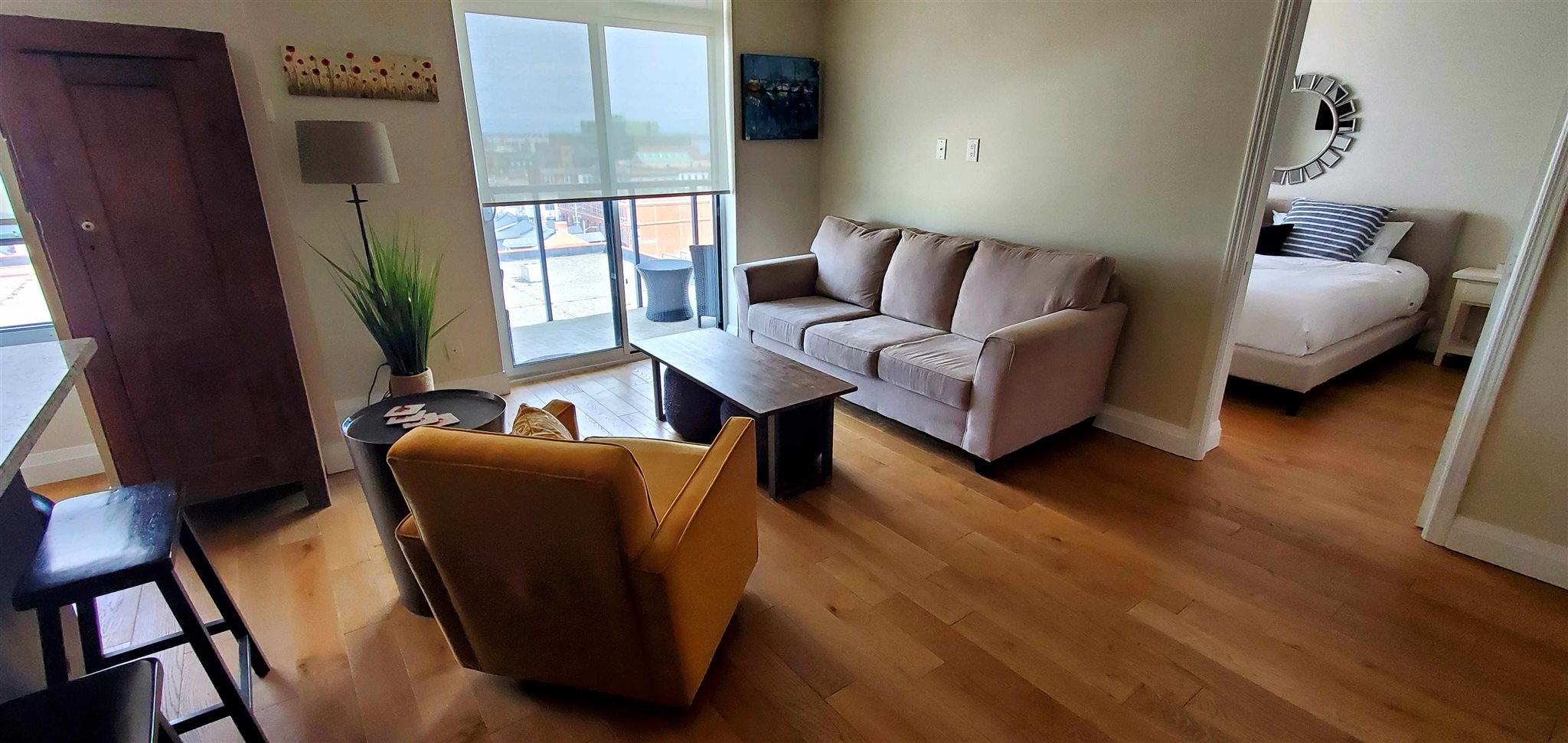 Unit# 708 121 Queen Street, Kingston Ontario, Canada