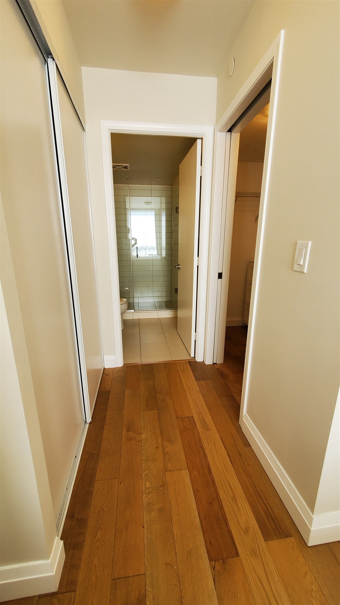 Unit# 708 121 Queen Street, Kingston Ontario, Canada