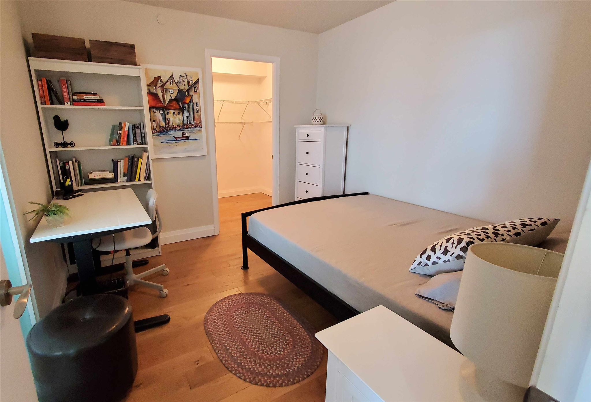 Unit# 708 121 Queen Street, Kingston Ontario, Canada