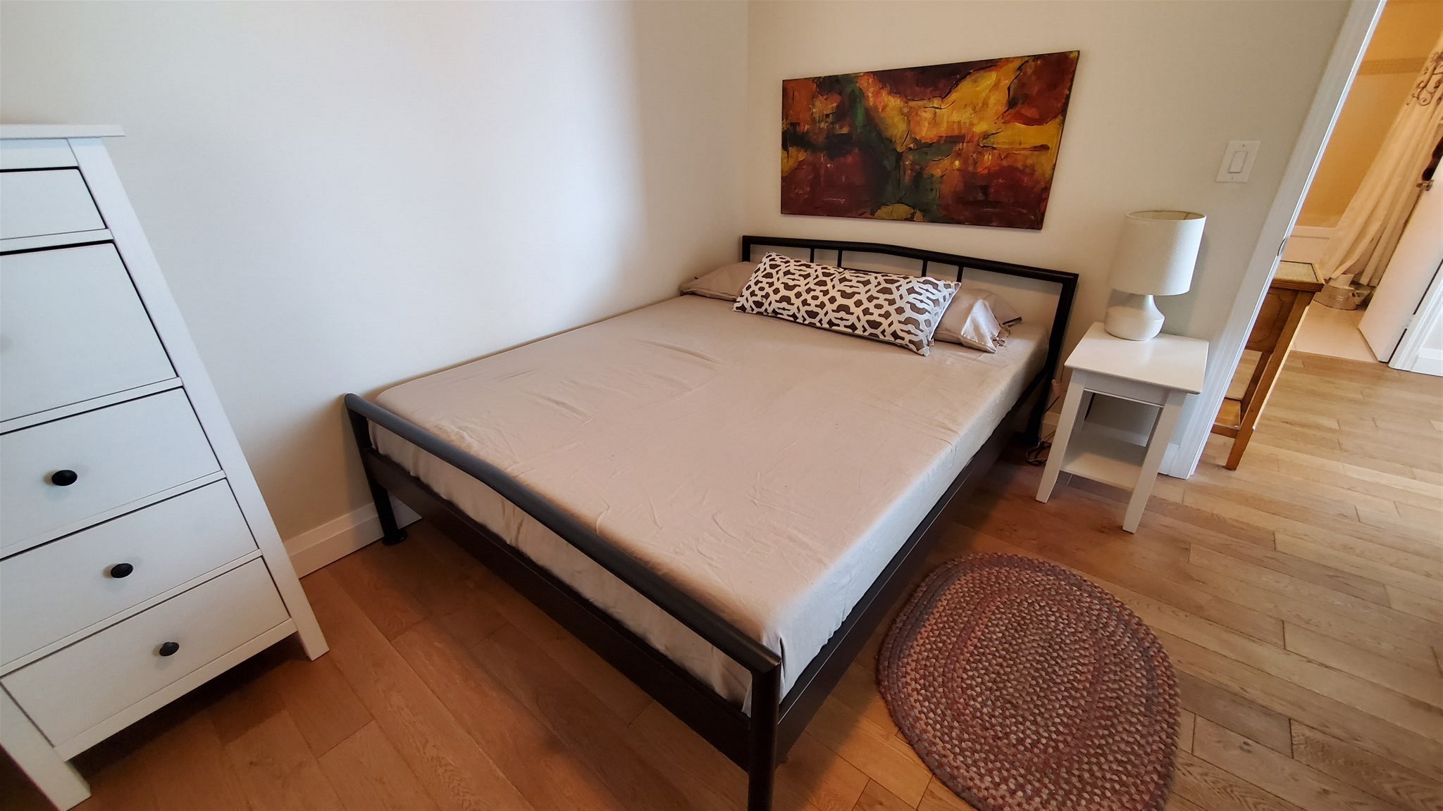 Unit# 708 121 Queen Street, Kingston Ontario, Canada