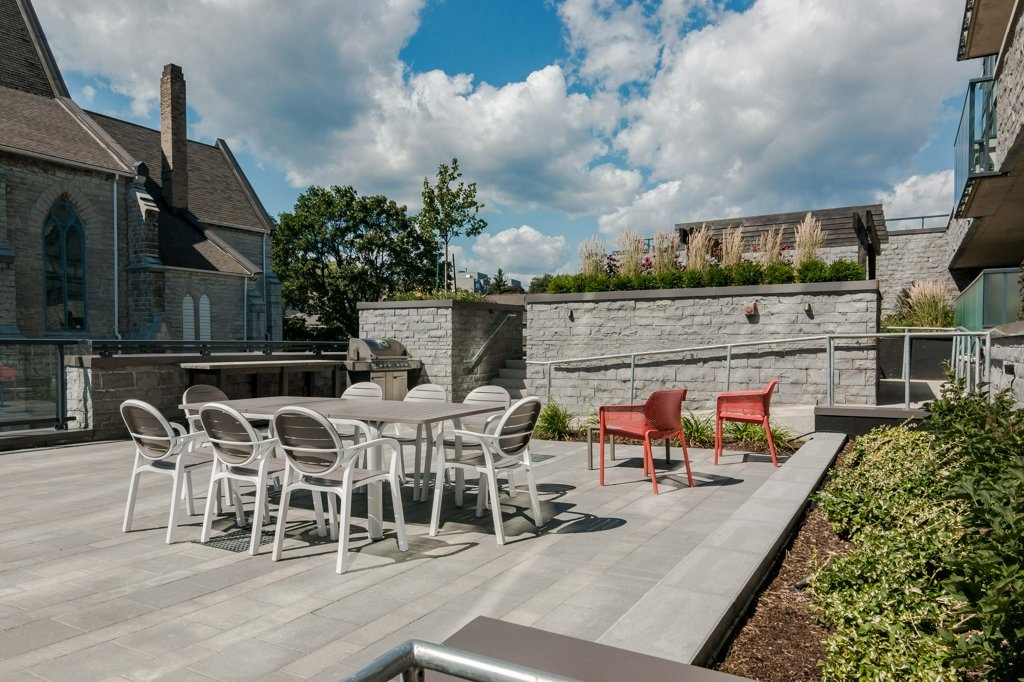 Unit# 708 121 Queen Street, Kingston Ontario, Canada