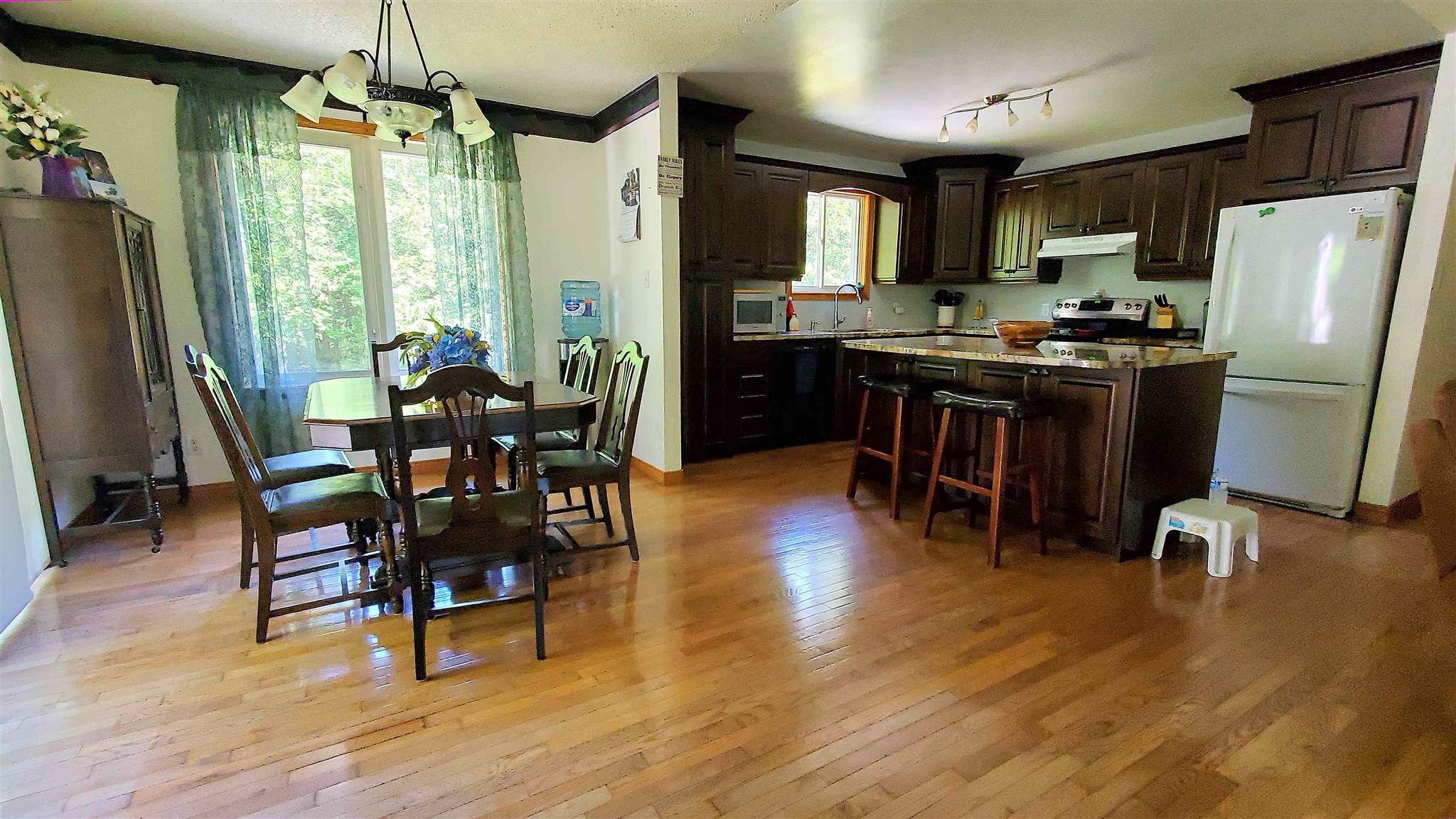 469 Adair Road, Tamworth Ontario, Canada