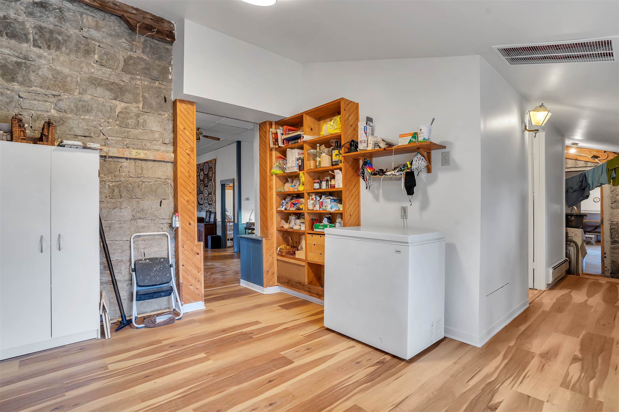 2513 County Road 4, Camden East, Ontario, Canada