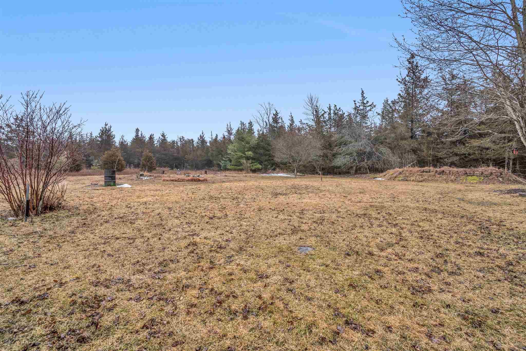 2513 County Road 4, Camden East, Ontario, Canada
