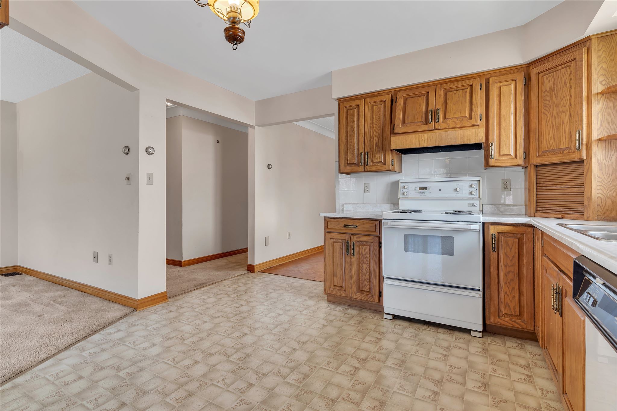 670 Summerfield Place, Kingston, Ontario, Canada