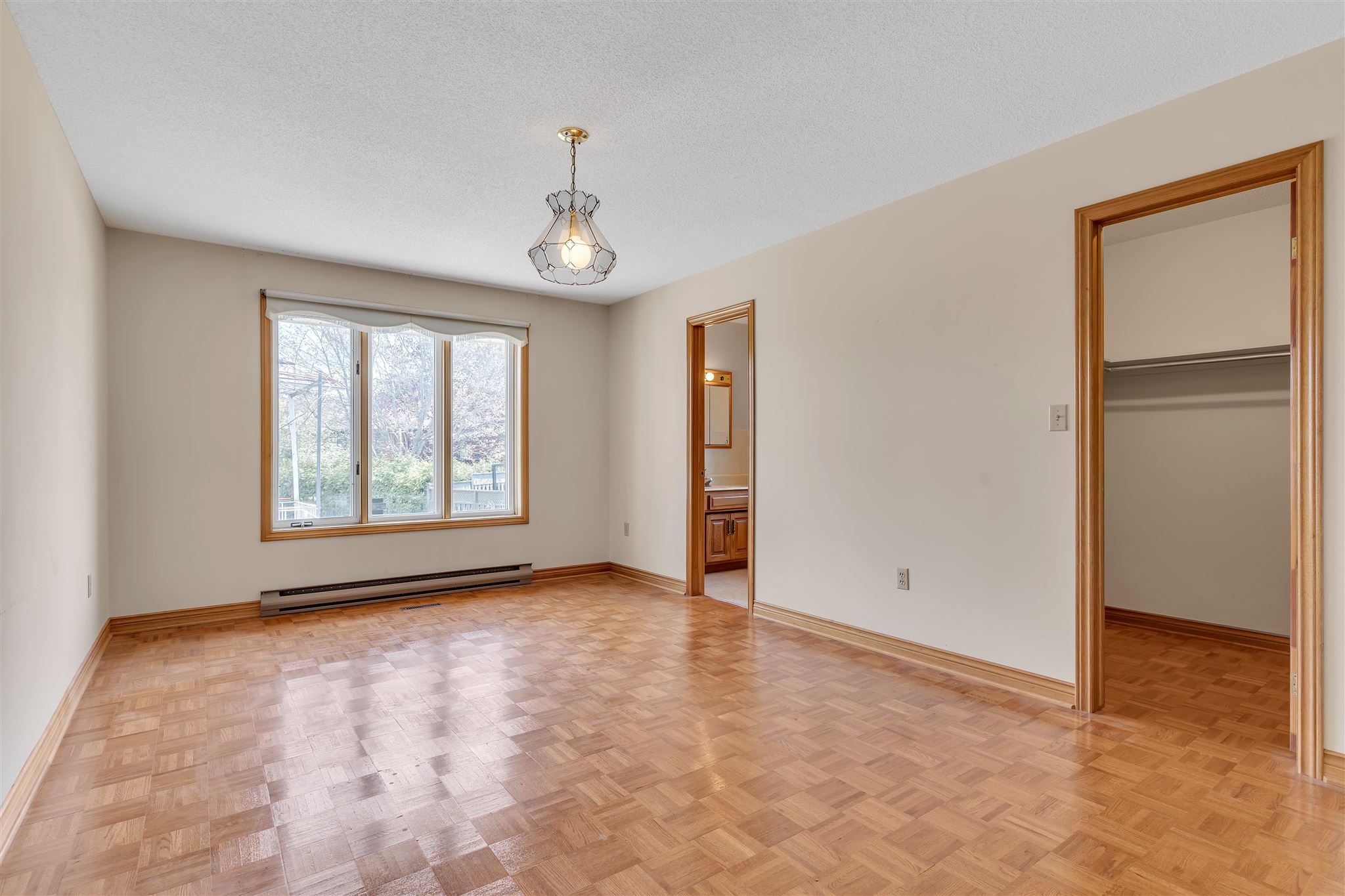 670 Summerfield Place, Kingston, Ontario, Canada