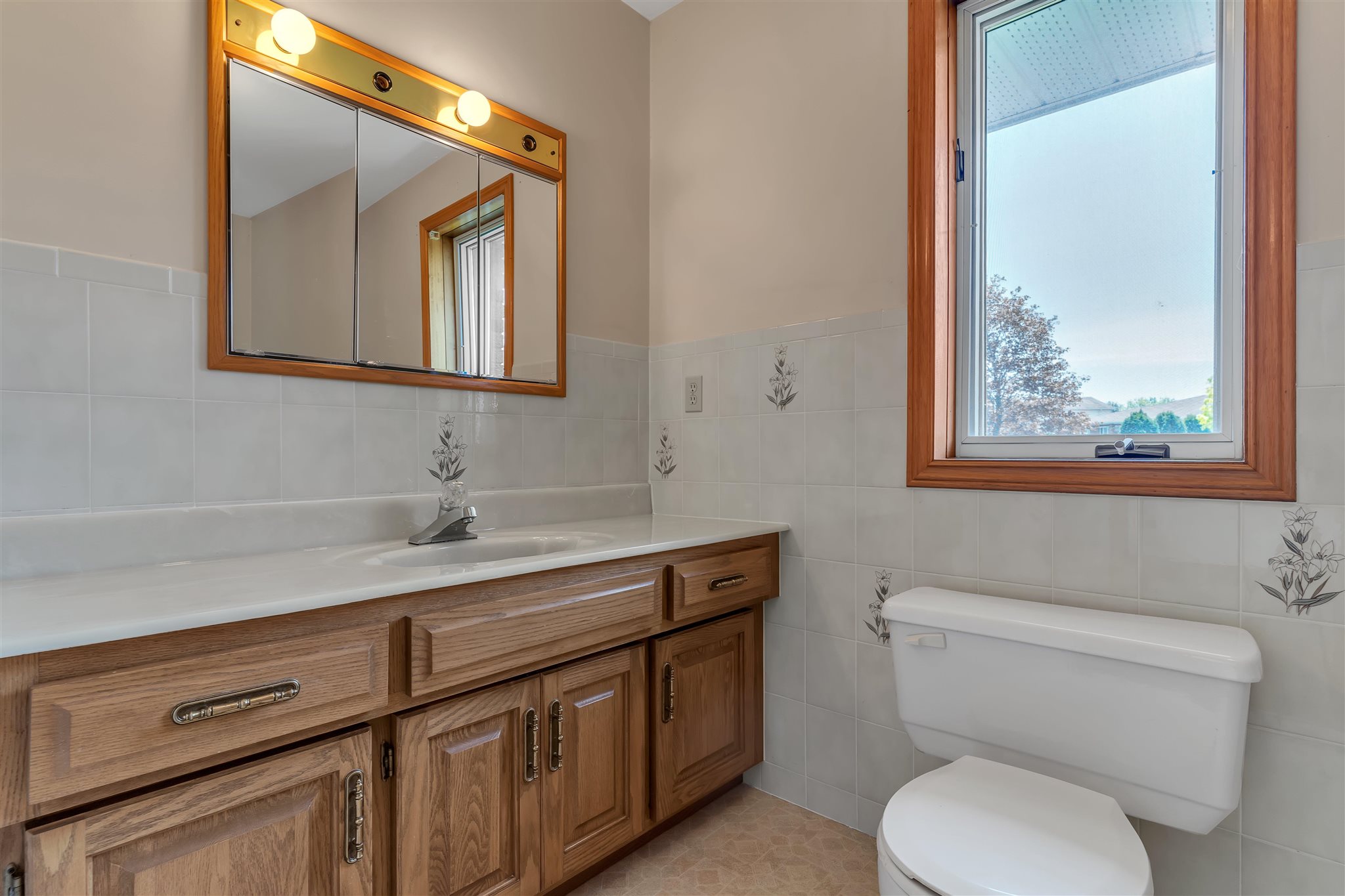 670 Summerfield Place, Kingston, Ontario, Canada