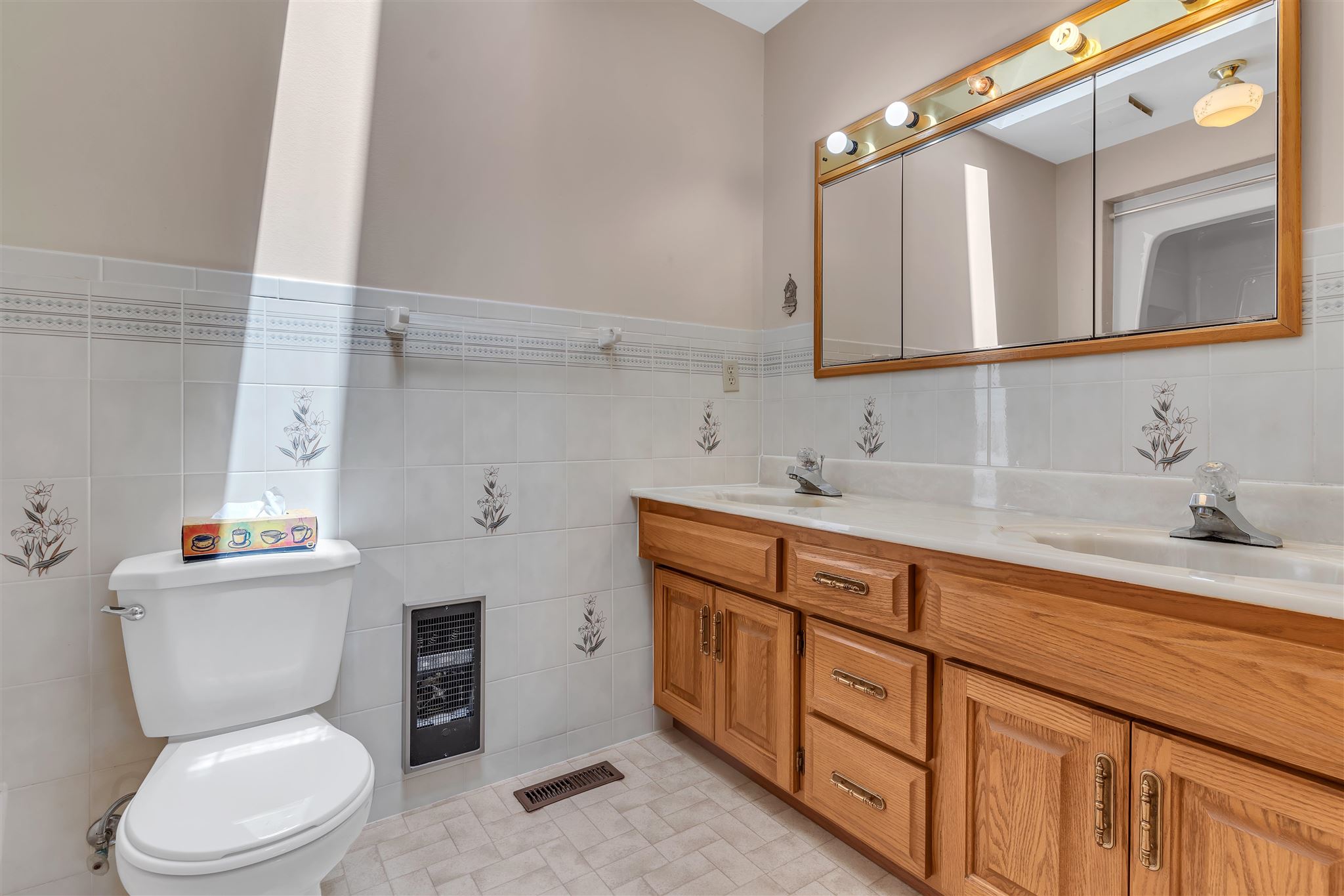 670 Summerfield Place, Kingston, Ontario, Canada