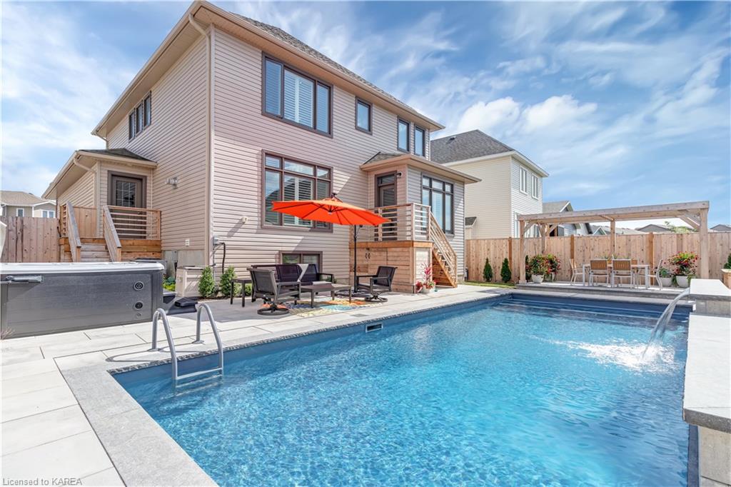 864 STONEWALK Drive, Kingston, Ontario, Canada
