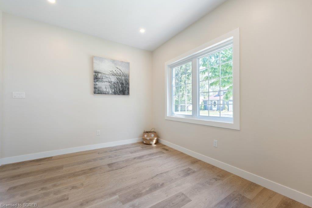 20 PRICE Street, Port Rowan, Ontario, Canada