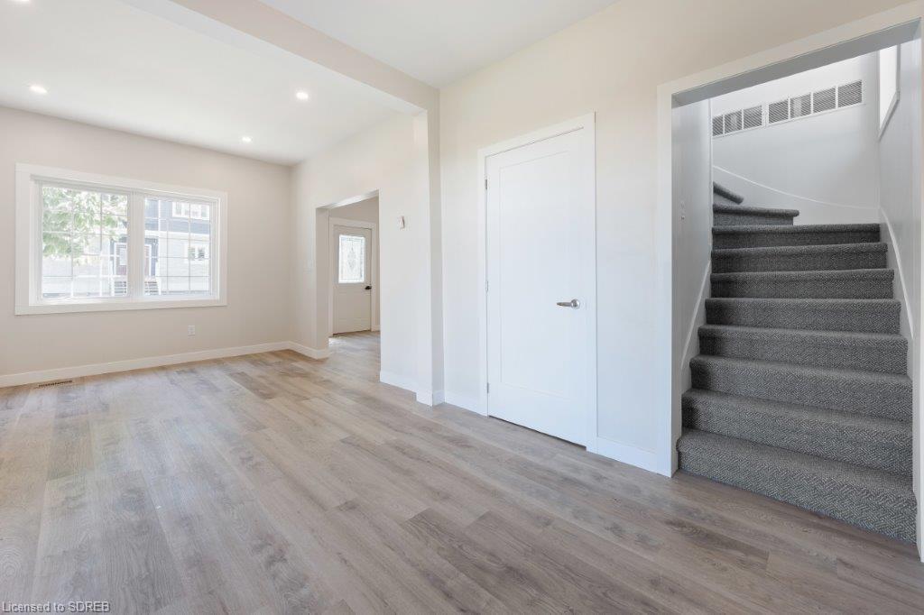 20 PRICE Street, Port Rowan, Ontario, Canada