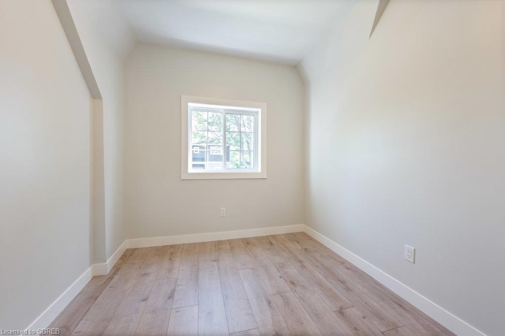 20 PRICE Street, Port Rowan, Ontario, Canada