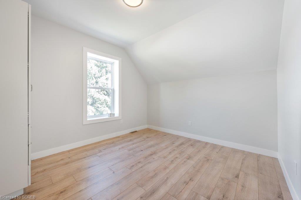 20 PRICE Street, Port Rowan, Ontario, Canada