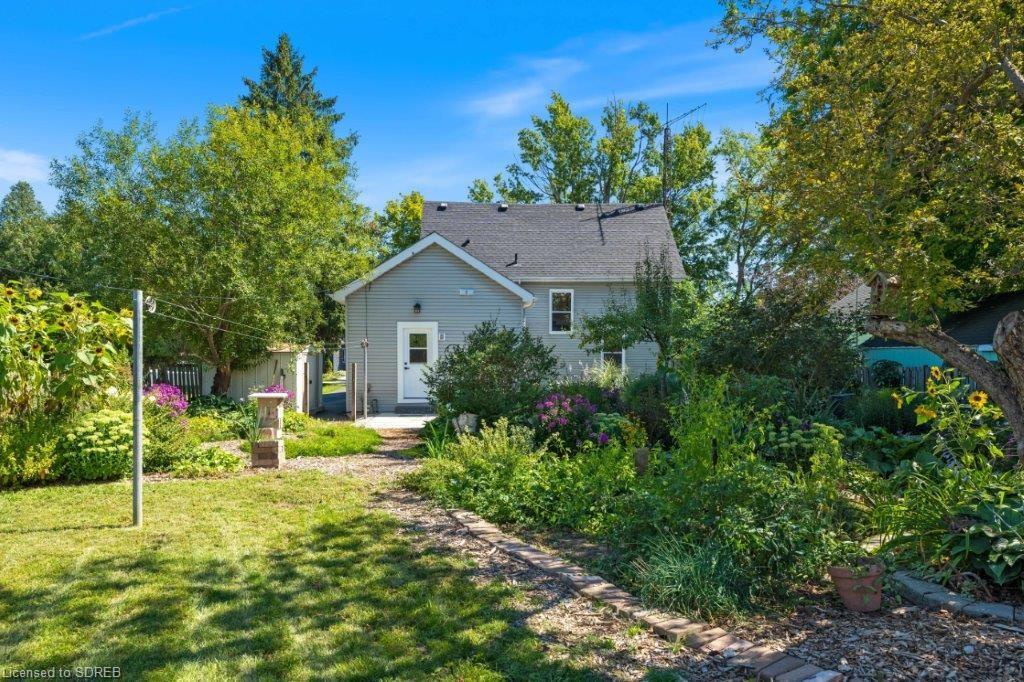 20 PRICE Street, Port Rowan, Ontario, Canada
