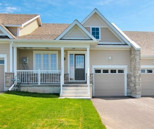 466 Country Club Drive, Bath Ontario, Canada