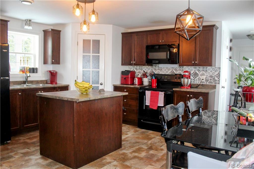 12 Fifth Street, Quispamsis, New Brunswick, Canada