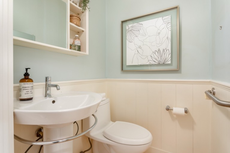 16 Coe Hill Drive, Toronto, Ontario, Canada photo 14