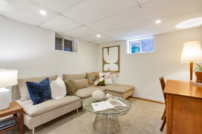 16 Coe Hill Drive, Toronto, Ontario, Canada photo 29
