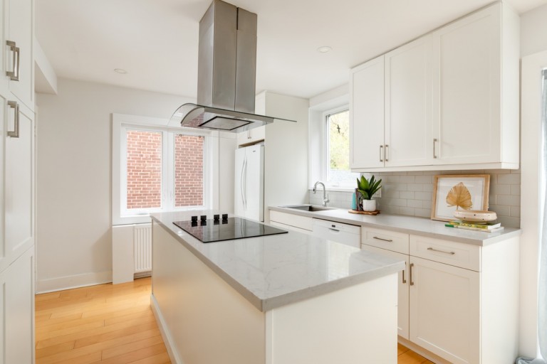 16 Coe Hill Drive, Toronto, Ontario, Canada photo 11