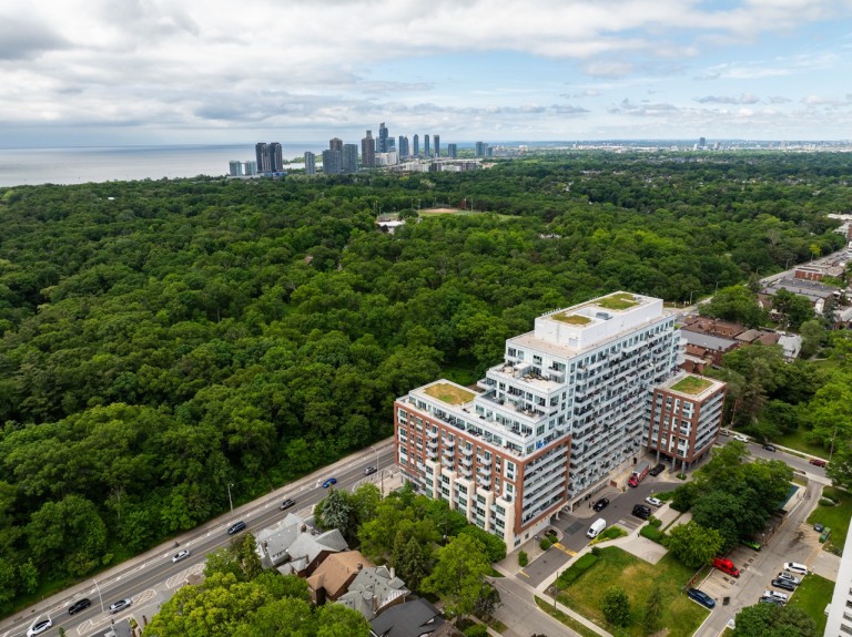 1830 Bloor Street West #532, Toronto, Ontario, Canada photo 30