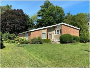 270 Winslow Street, Fredericton New Brunswick, Canada
