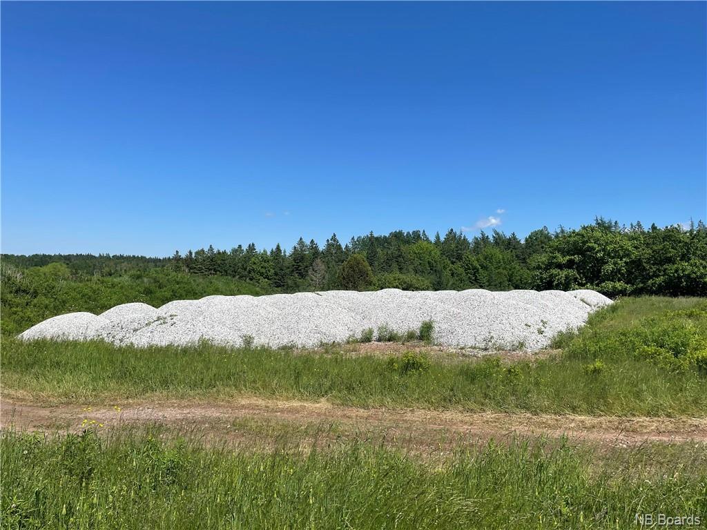 - Hall Road, Hampton, New Brunswick, Canada