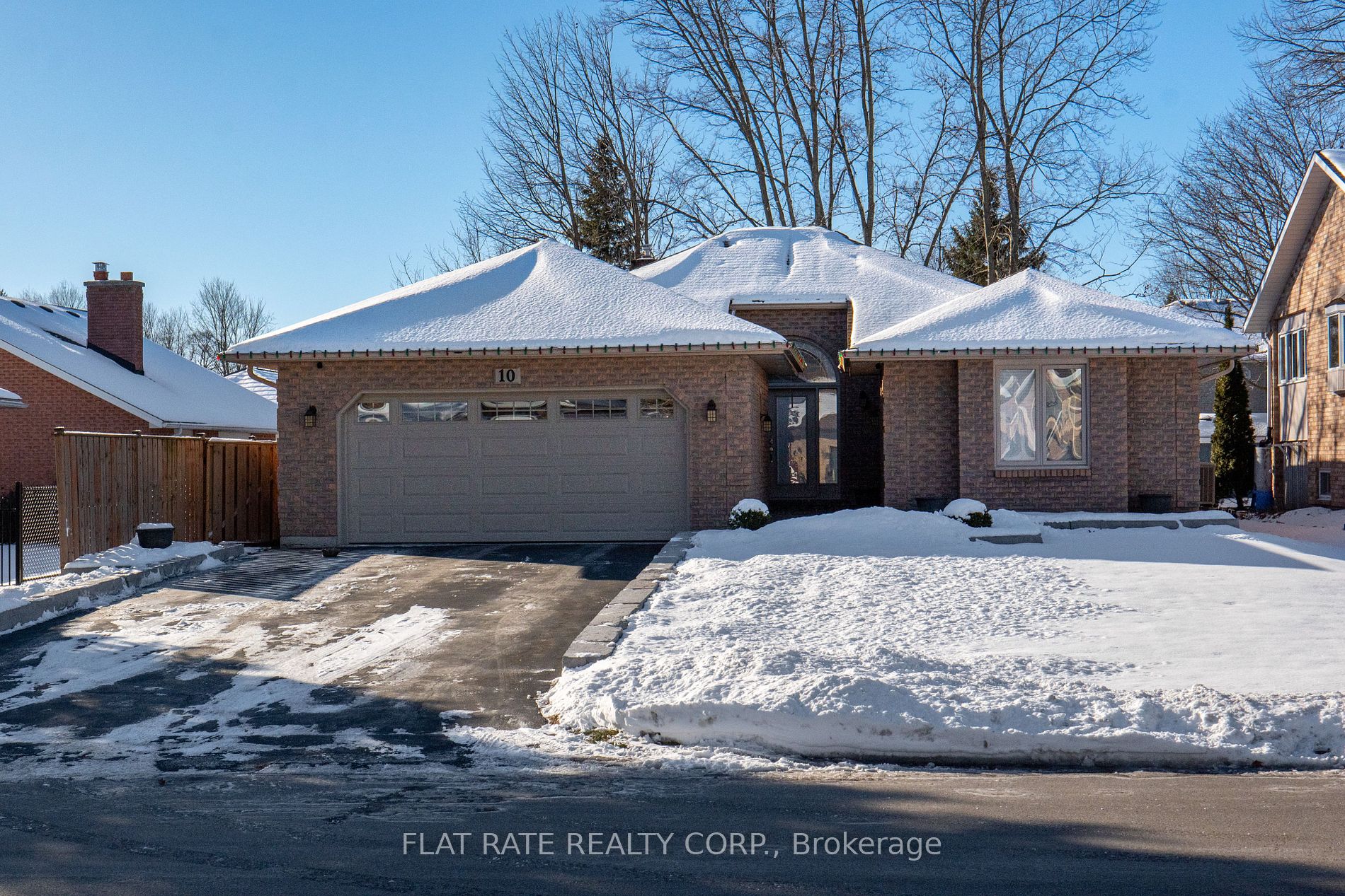 10 HILLVIEW Dr, Kawartha Lakes, Ontario, Canada