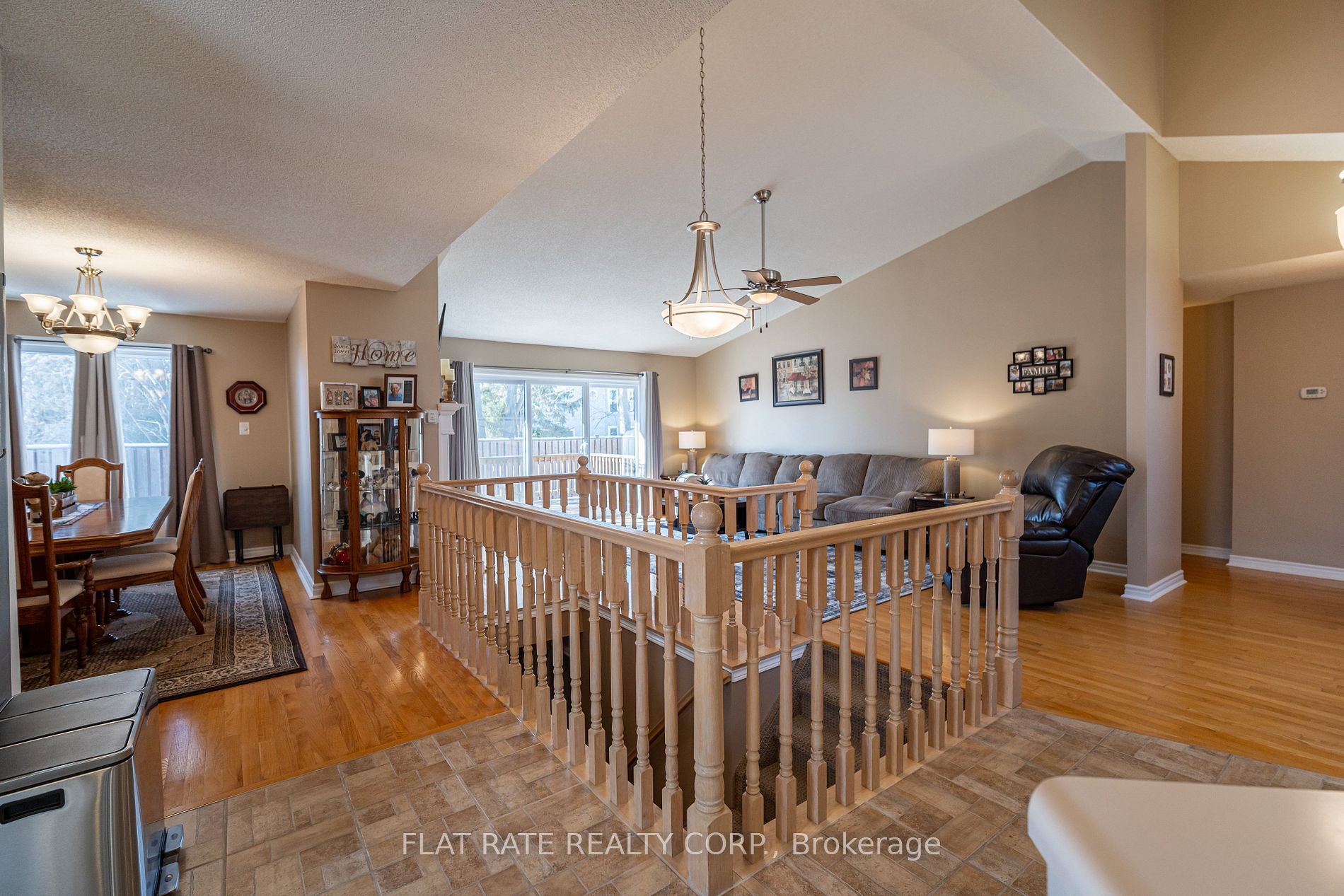 10 HILLVIEW Dr, Kawartha Lakes, Ontario, Canada
