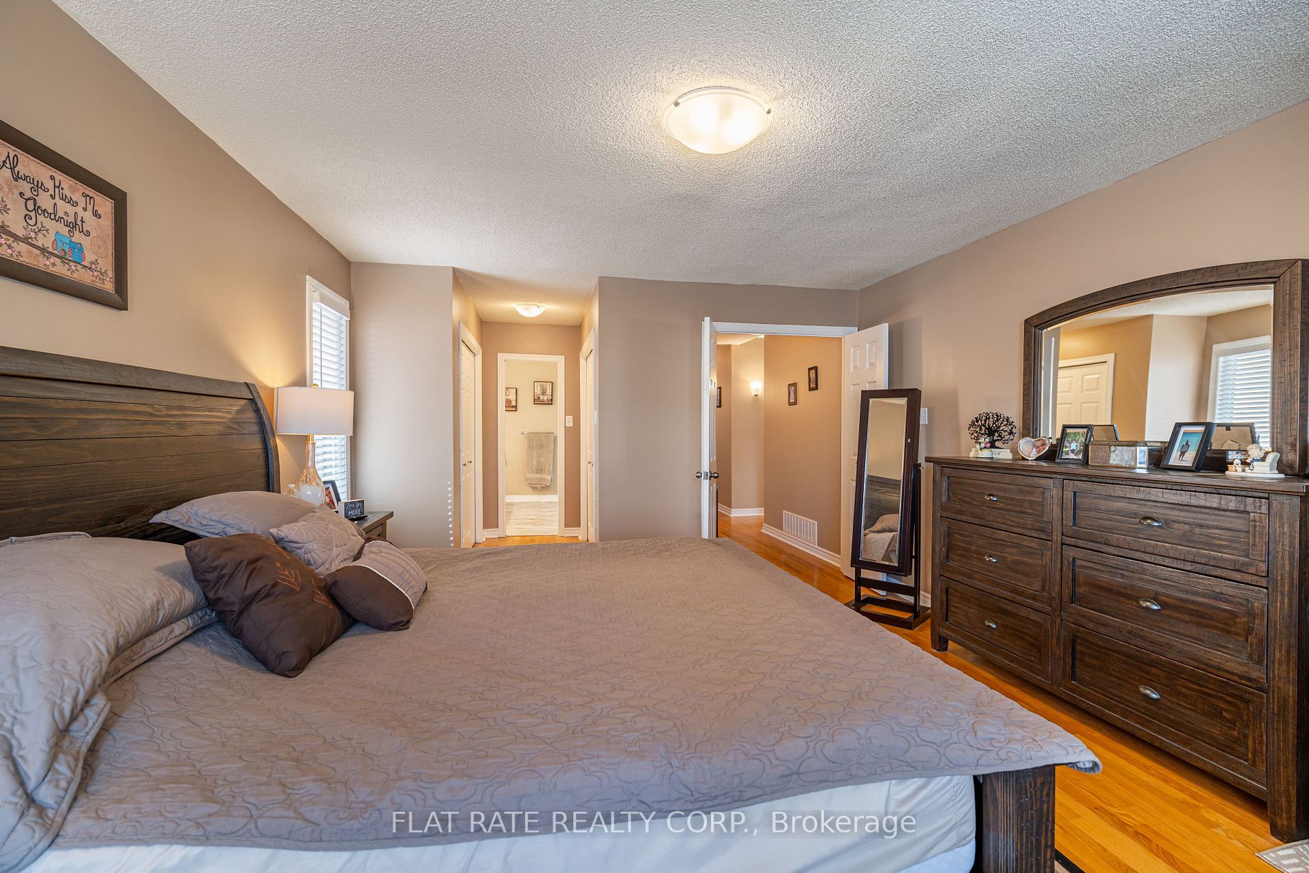 10 HILLVIEW Dr, Kawartha Lakes, Ontario, Canada