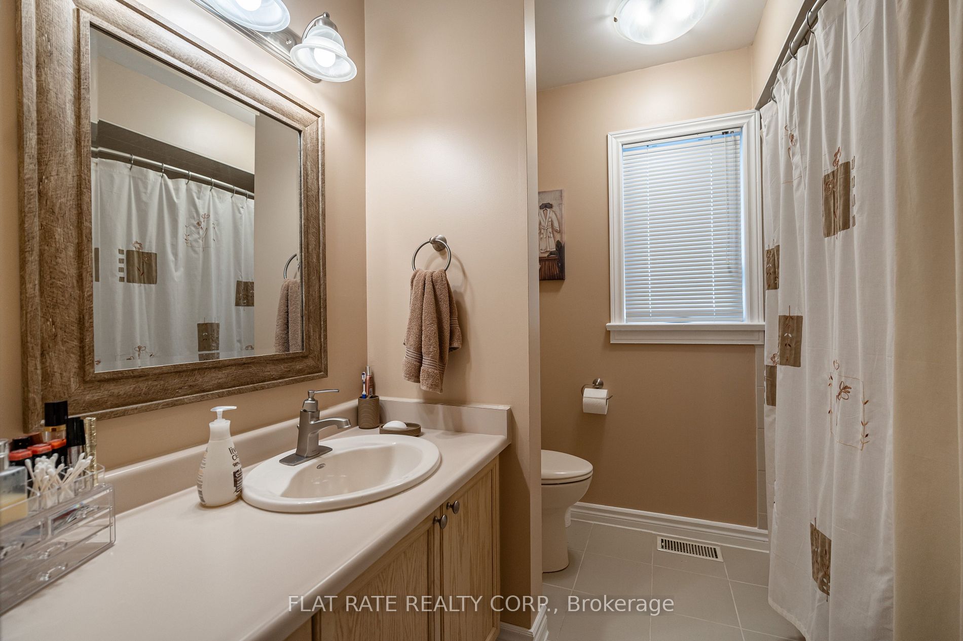 10 HILLVIEW Dr, Kawartha Lakes, Ontario, Canada