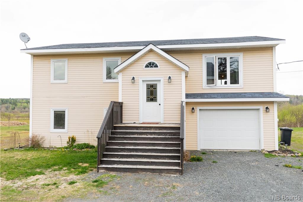 1688 Canada Street, Nashwaak New Brunswick, Canada