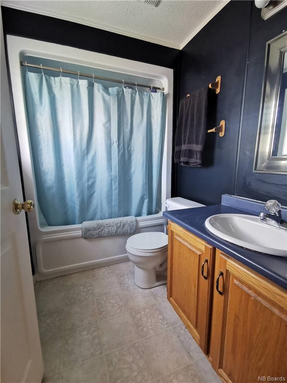 82 Glenmar Drive, Fredericton, New Brunswick, Canada