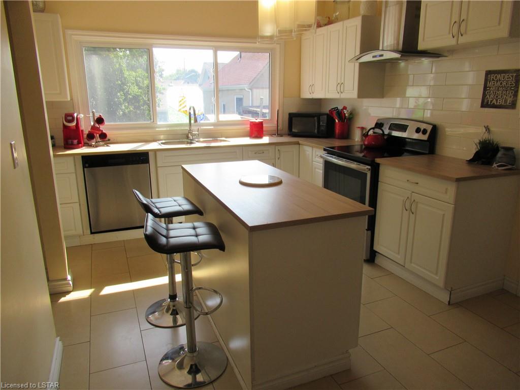 107 ALMA Street, St. Thomas Ontario, Canada