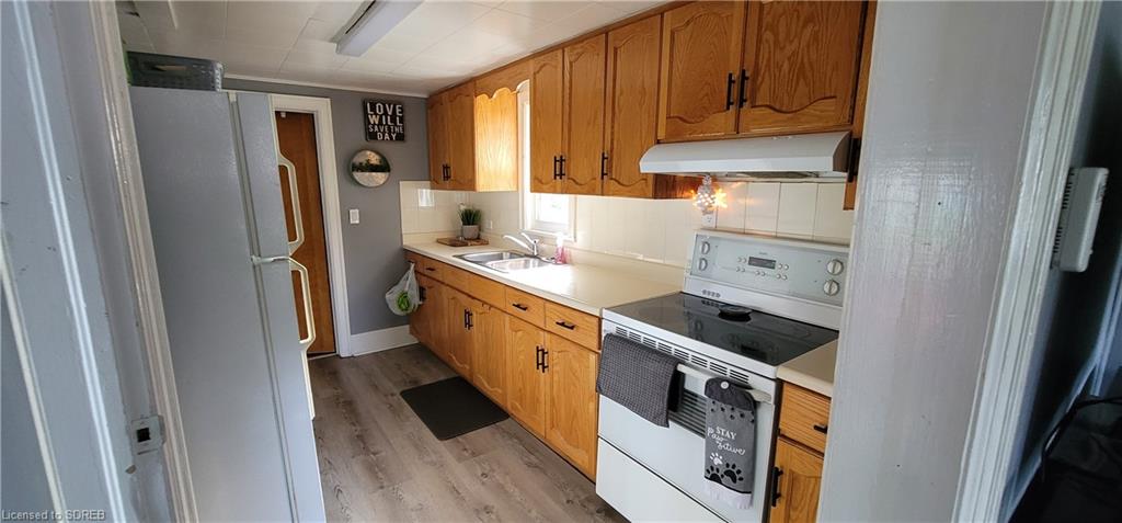 624 MAIN Street, Port Dover, Ontario, Canada