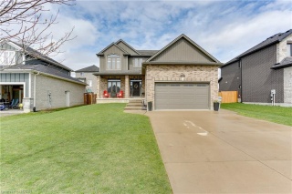82 FIELDSTONE Crescent, Komoka Ontario, Canada