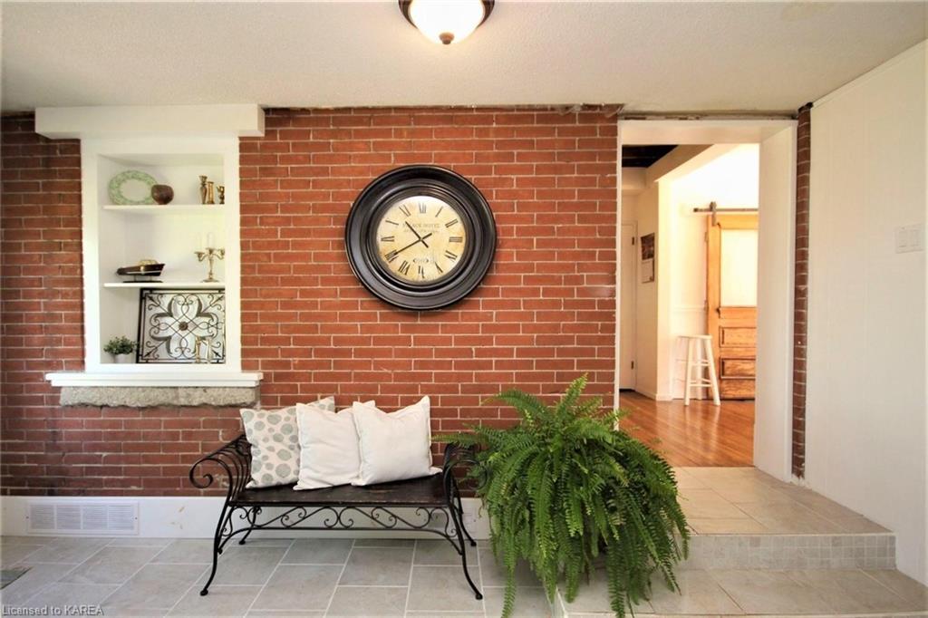 22 CLARK Drive, Gananoque, Ontario, Canada