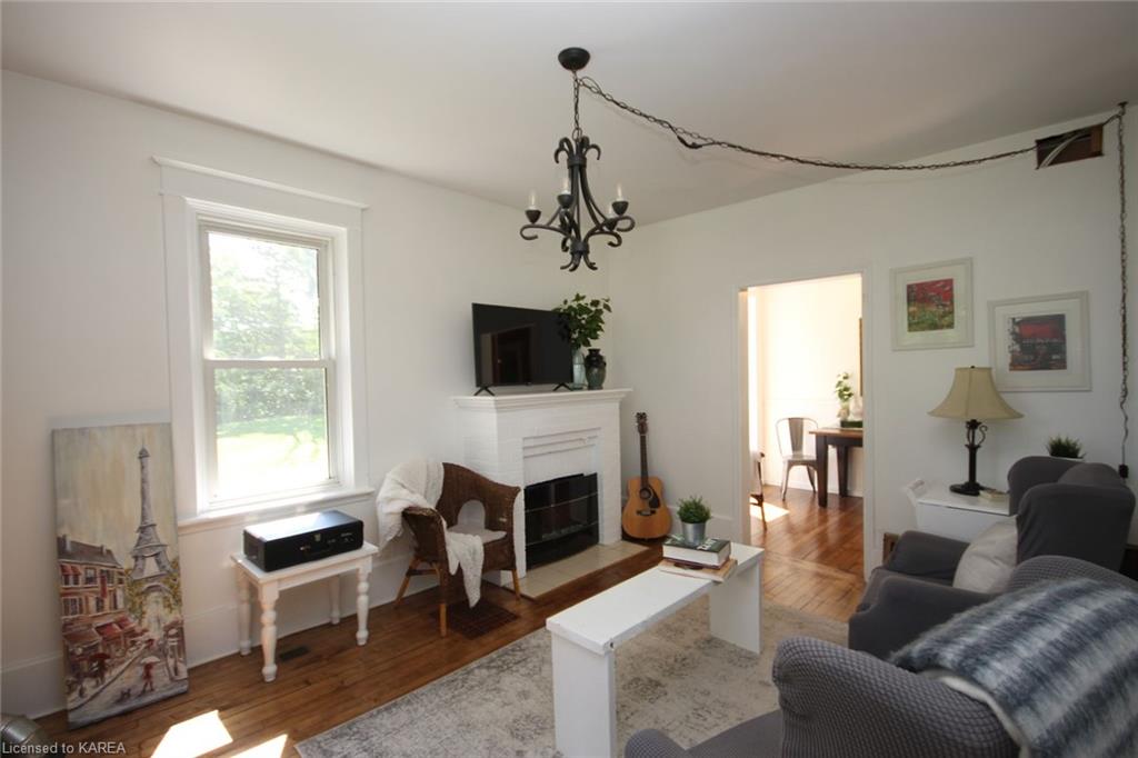 22 CLARK Drive, Gananoque, Ontario, Canada
