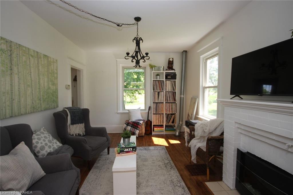 22 CLARK Drive, Gananoque, Ontario, Canada